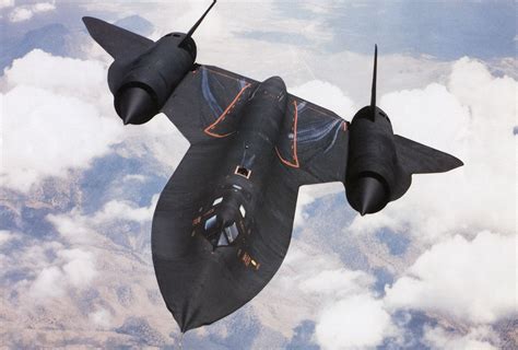 Fastest Jet Plane | Blackbird Jet Facts | DK Find Out