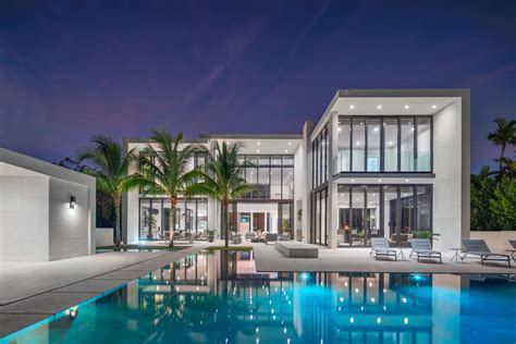 New Modern Mansion in Miami Beach | Video Tour in Comments : r/Houseporn