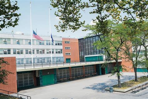 The Bronx High School of Science Admissions | SHSAT, APs, & Facts