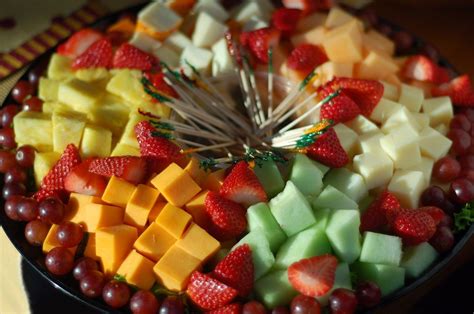 Fruit snacks, Veggie tray, Food display