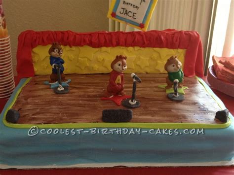 Coolest Alivn and the Chipmunks Birthday Cake