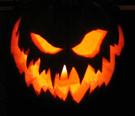 20+ Best Pumpkin Faces For Carving – The Urban Decor