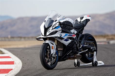 New BMW S1000 RR arrives with more power – From RM130k | Bigwheels.my