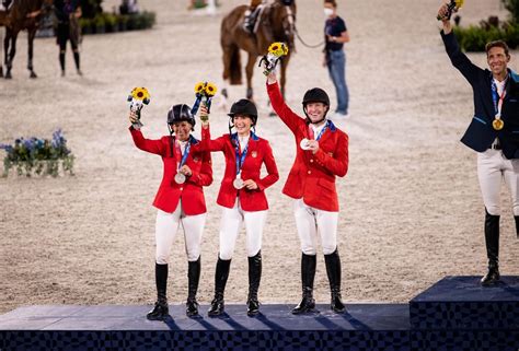 U.S. Jumping Team Takes Silver Medal in Jumping Team Final to Conclude ...