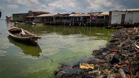 Environmentalists: Oil spills have left Venezuela's largest lake in ...