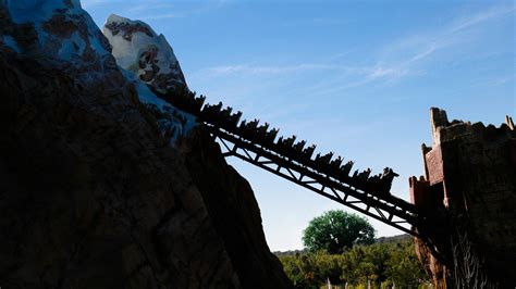 Expedition Everest | Animal Kingdom Attractions | Walt Disney World Resort