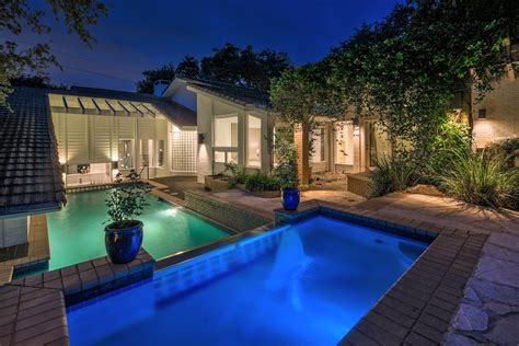 Austin Homes With Swimming Pools | Austin Houses With Pools For Sale