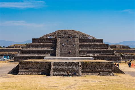 A Complete Guide to Visiting Teotihuacan from Mexico City [2024 ]