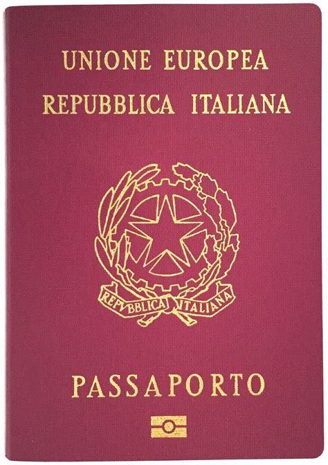 Italian passport - Wikipedia