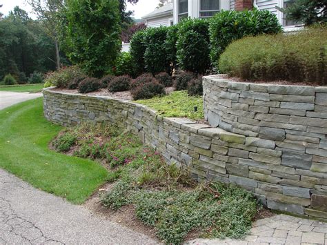 Retaining Walls | Eden Design Landscape Architects