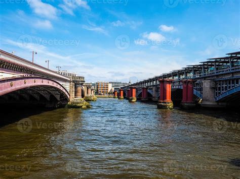 HDR Blackfriars bridge in London 7197370 Stock Photo at Vecteezy