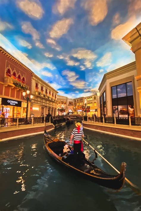 The Venetian Gondola Ride in Las Vegas - What You Need to Know