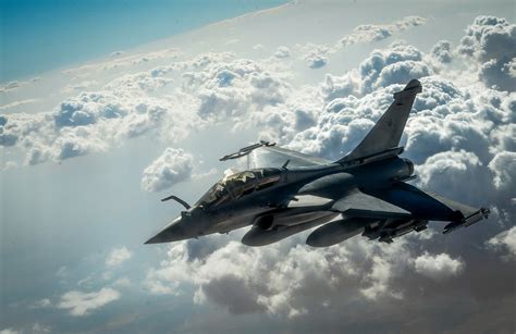 Why are the Dassault Rafale Fighter Jet so Important for India ...