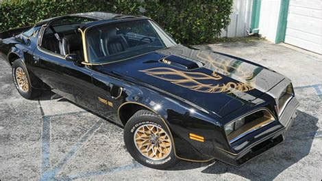 Smokey & the Bandit - Pontiac Firebird Trans Am | Car News | Auto123