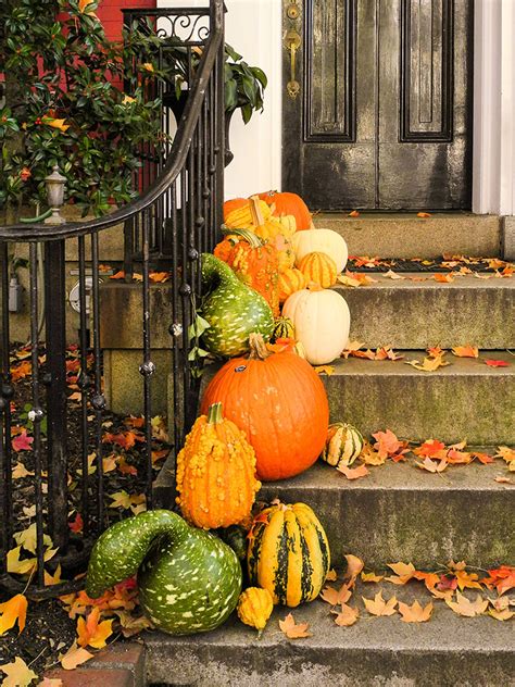 7 Front Porch Decor Ideas from a Stylist to Inspire You For Fall