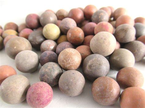 Set of 75 Antique Clay Marbles, old marbles. – UpperDutch