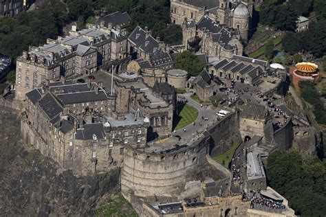 Edinburgh Castle, Scotland - Facts Land