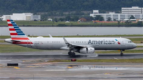 American Airlines Airbus A321-211 - oneworld virtual