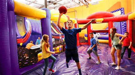 Kids Birthday Party Place | Indoor Bounce House | BounceU