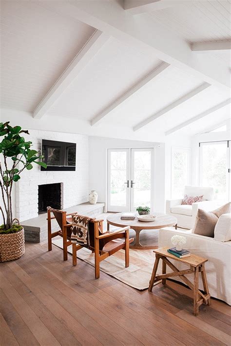 13 Reasons Why You Should Add Decorative Ceiling Beams to Your Home ...