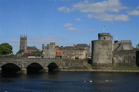 King John's Castle in Limerick, Ireland | Castle, Tower bridge, Travel