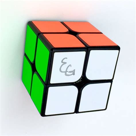 Learn to Solve 2x2 Cube Easy Beginner Method: Emily Gittemeier | Rubiks ...