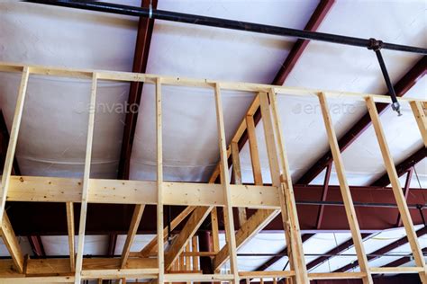 Construction roof structure of steel frame timber joists for large ...