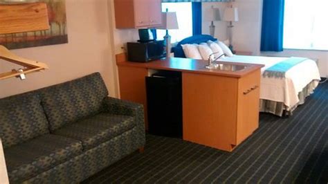 BRENTWOOD INN AND SUITES $124 ($̶1̶3̶8̶) - Updated 2024 Prices & Hotel ...