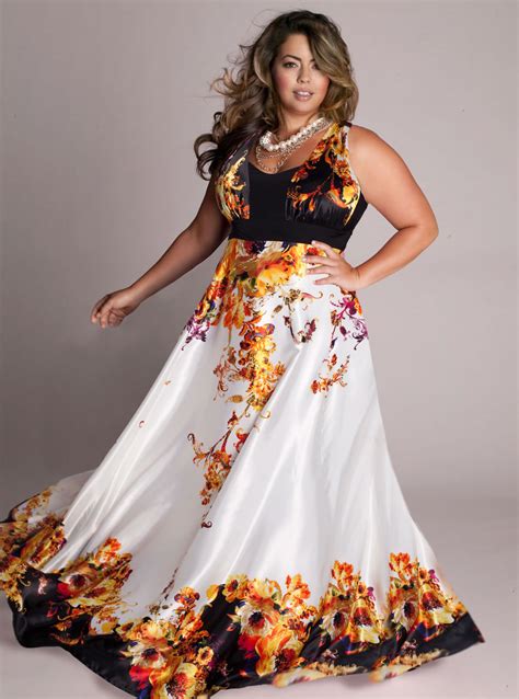 Plus Size Maxi Dresses | DressedUpGirl.com