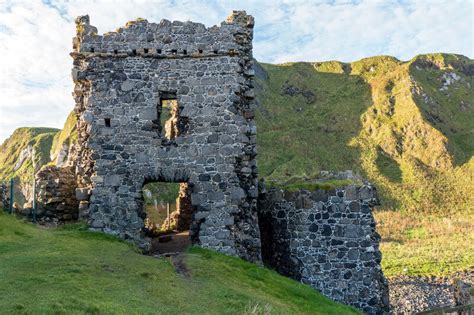 Kinbane Castle | Facts & History | Castles Northern Ireland