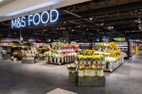 Store gallery: Marks & Spencer unveils fresh-look food hall | Photo ...