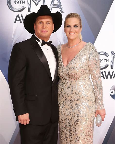 Country Couple Trisha Yearwood and Garth Brooks to Release a Duets ...