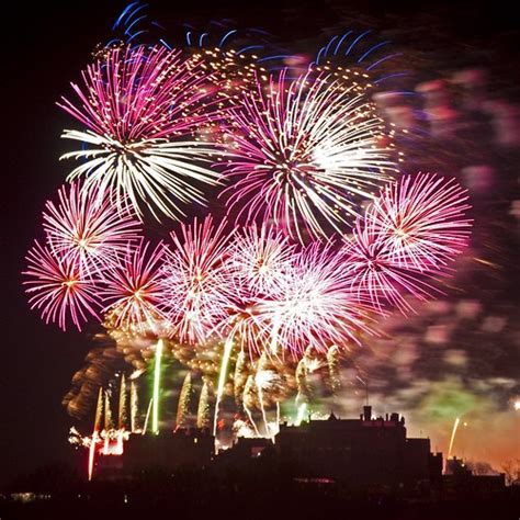 Where to Photograph Edinburgh Castle Fireworks? | Real Edinburgh