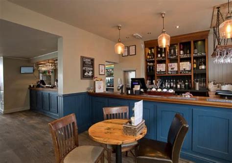 Gallery | The Commodore | Best pubs in Oulton Broad