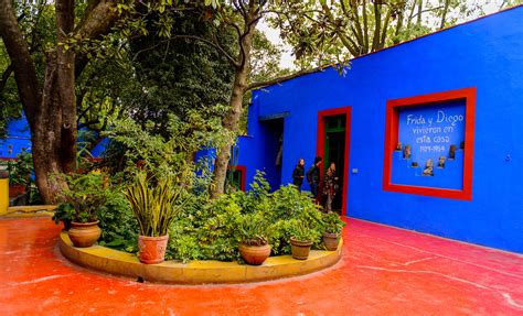 La Casa Azul, a Must-See in Mexico City - Mansion Mauresque