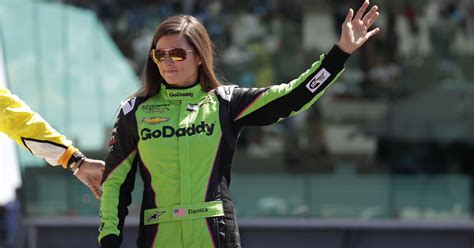 Danica Patrick's racing career ends with Indy 500 crash