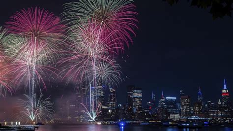 Macy's Fourth of July Fireworks light up city skyline