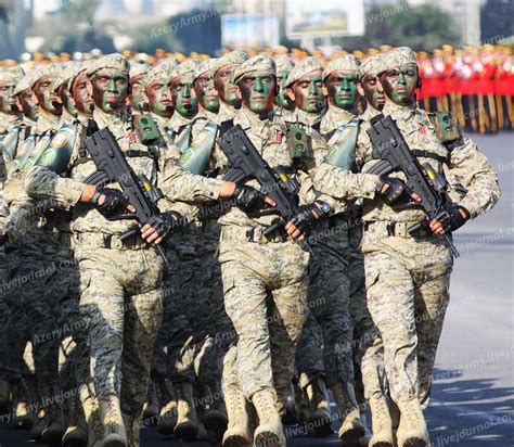 Azeri Special Forces troops marching through Azadliq Square in Baku at ...