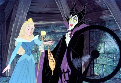 Sleeping Beauty: Maleficent's Eyes in the Fireplace | 15 Scary Moments ...