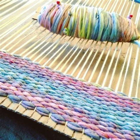 DIY t-shirt yarn rug | T shirt yarn, T shirt diy, Tops designs