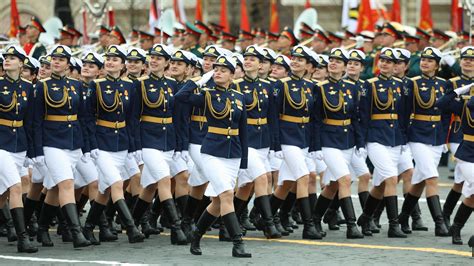 The 76th WWII Victory Day military parade in central Moscow in PHOTOS ...