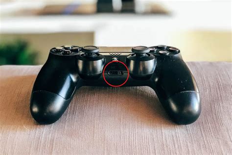 What is the EXT port on a PS4 Controller? | Decortweaks