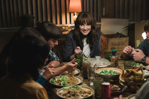 'Stranger Things' Season 4: Joyce Might Be Vecna's Next Victim