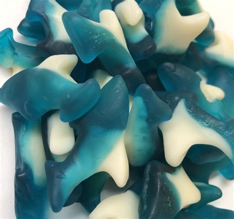 Gummy Sharks – 6 oz – Callies Candy Kitchen