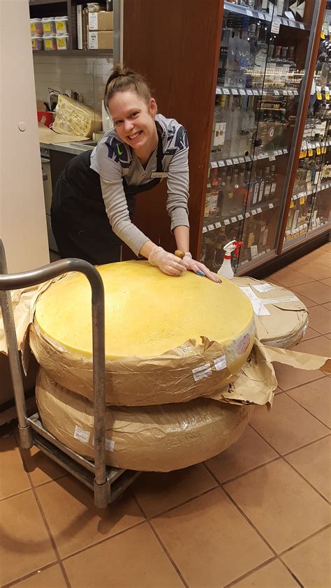 Emmental: Now that’s a Big Cheese! – The PhCheese