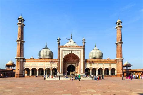 11 Famous Mosques in India, List of Famous Mosques in India - Treebo