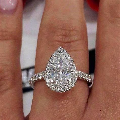 32 Stunning Pear Shaped Diamond Engagement Rings - The Glossychic