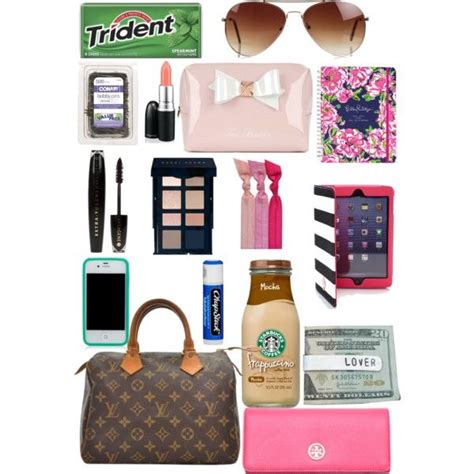 What's in my purse. | What's in my purse, Purse essentials, Fun bags