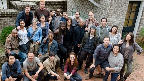 Video Extra - The Walking Dead - The Walking Dead 100 Episodes: How TWD ...