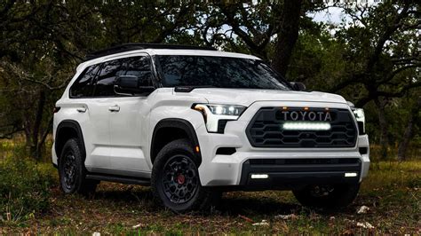 2023 Toyota Sequoia Debuts | 3.5 TT hybrid V6, 437hp | TCG | The ...